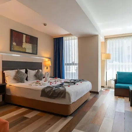 Hotel Lazz By Ketenci 3*